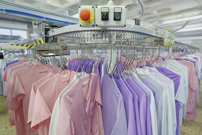 瞄準服裝市場 讓中小賣家不靠‘薇婭’也能選爆款 年流水超300億的服裝批發怎么做？